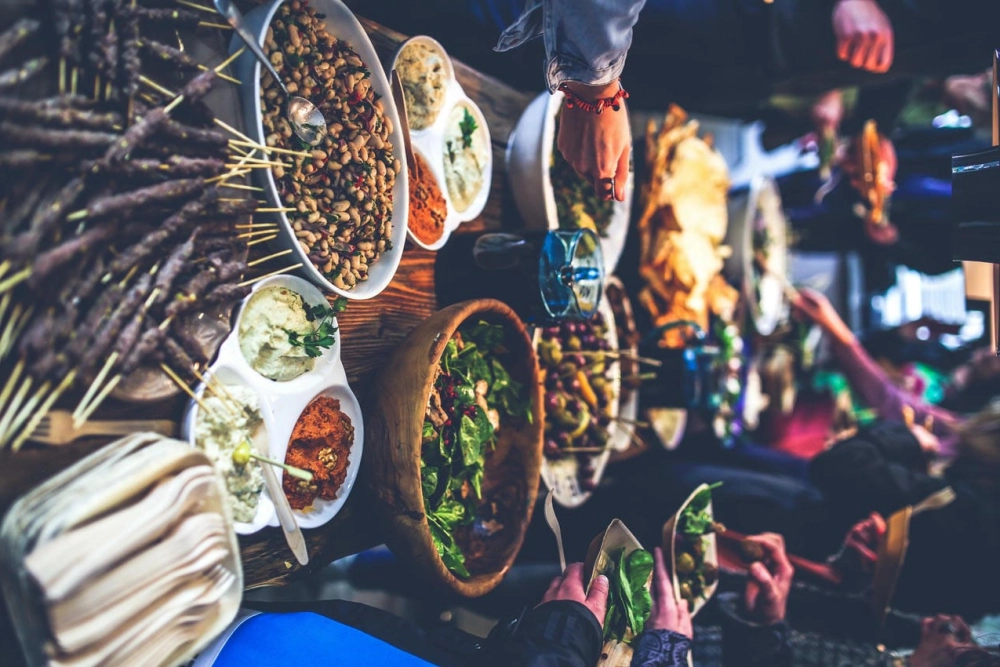 Background buffet chụp ảnh đẹp và rõ nét