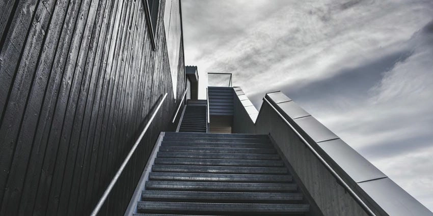 Background cầu thang miễn phí sử dụng tiện lợi cho thiết kế