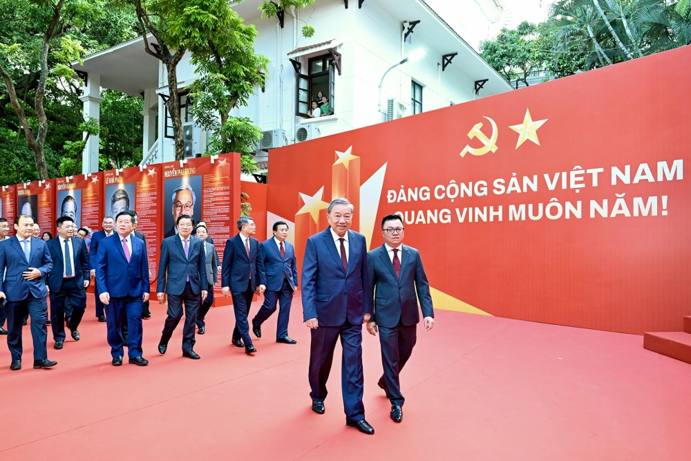 Background Đảng Cộng Sản Việt Nam mới nhất hợp xu hướng