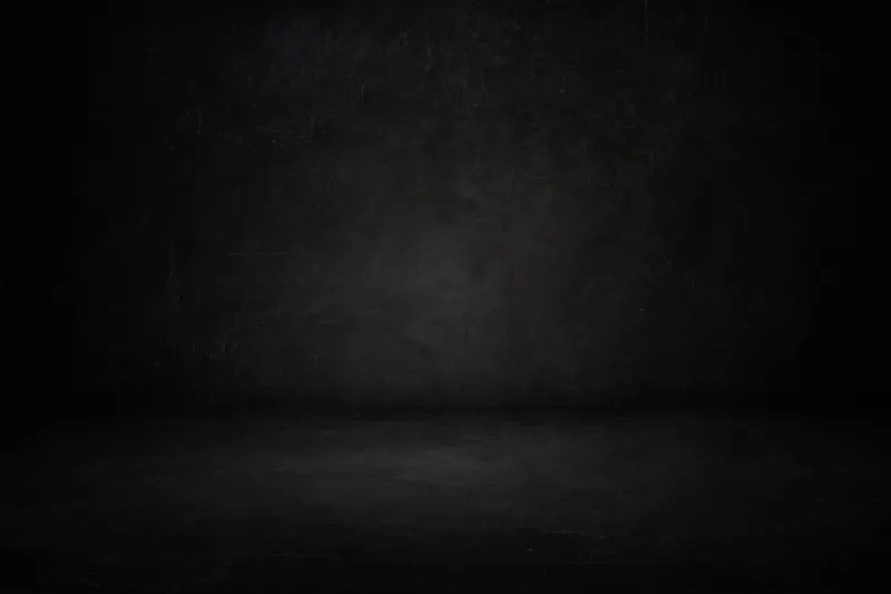 Sự tương phản đầy nghệ thuật với background đen trắng cuốn hút