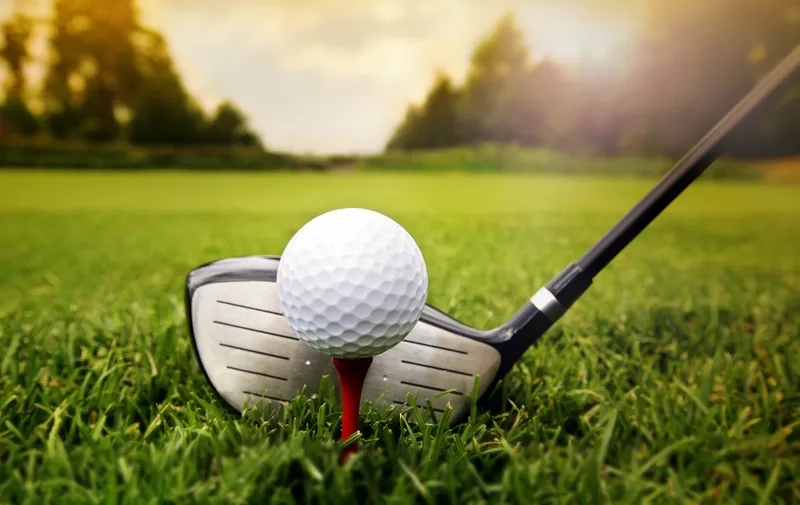 Tạo phong cách riêng với background golf instagram sang trọng