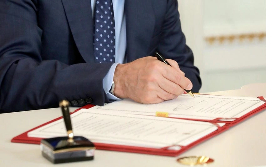 Background lễ ký kết phông nền sáng rõ và tinh tế