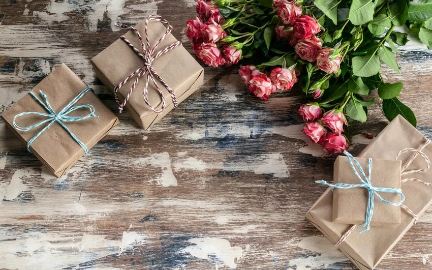 Background quà tặng miễn phí sử dụng thuận tiện