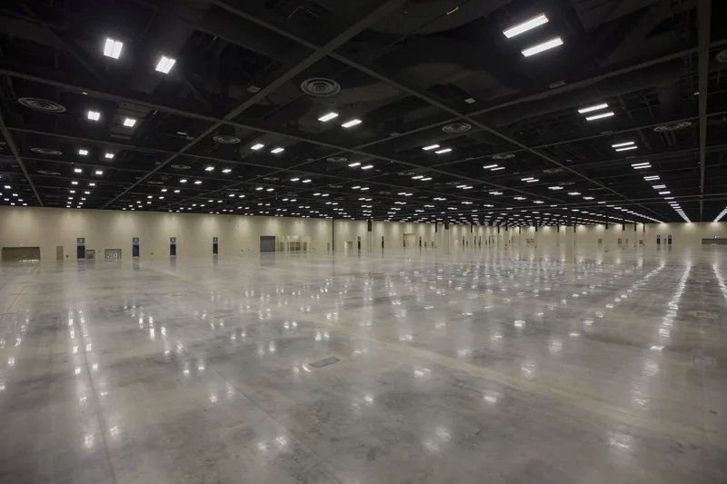 Bố trí background triển lãm khoa học giúp không gian hài hòa hơn